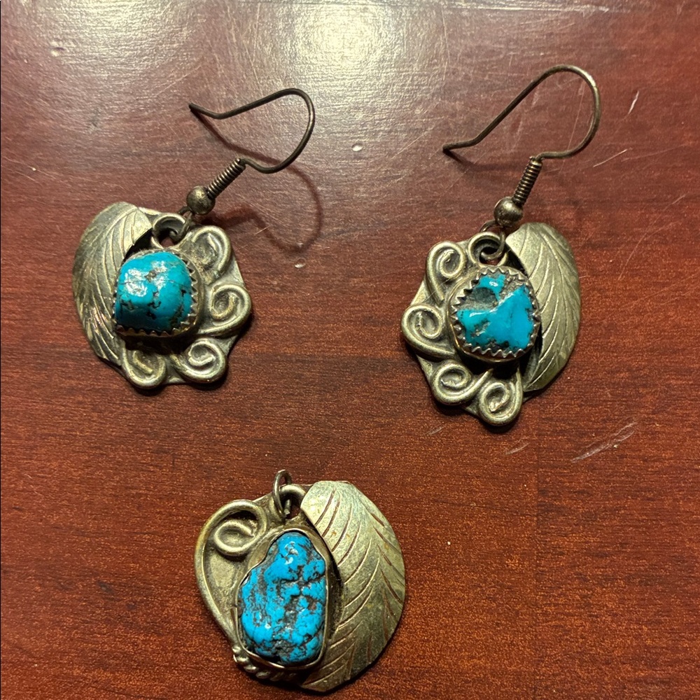 Turquoise and Silver Leaf Jewelry Set